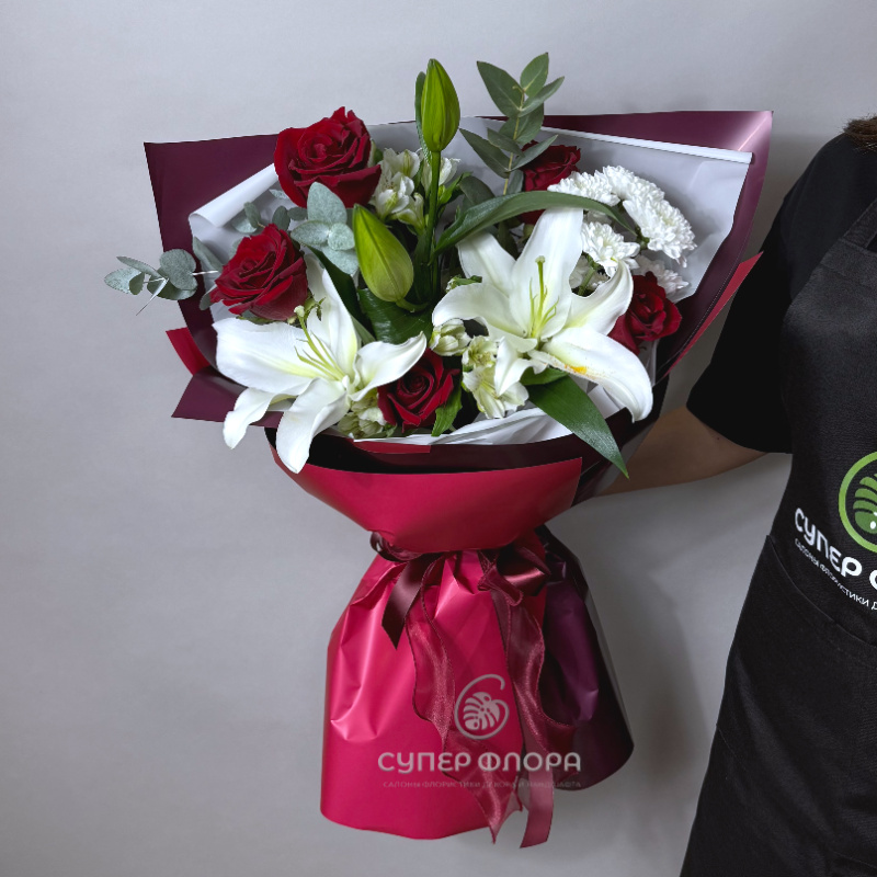 Букет из цветов «Камра»