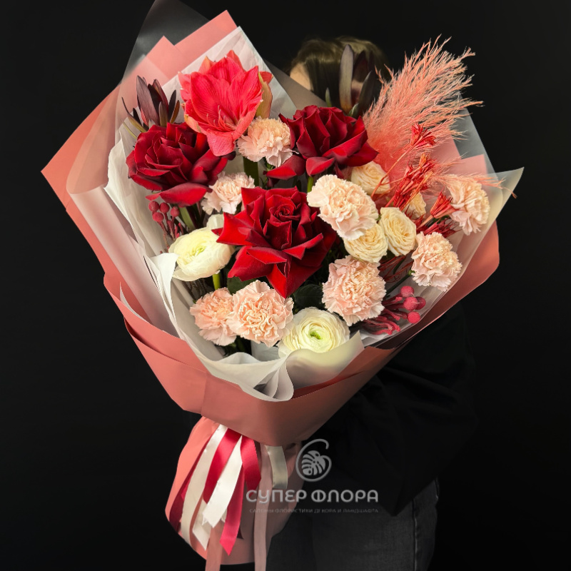 Букет из цветов &laquo;Гефеста&raquo;