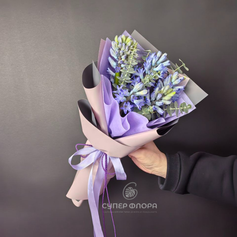 Букетик комплимент из ароматных гиацинтов. В наличии на Северной 25 Б